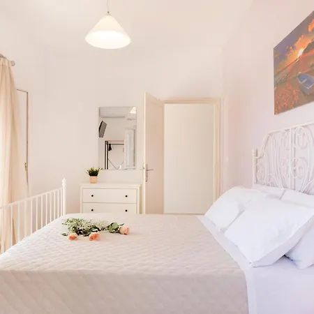 Luna Corfu شقة نساكيون