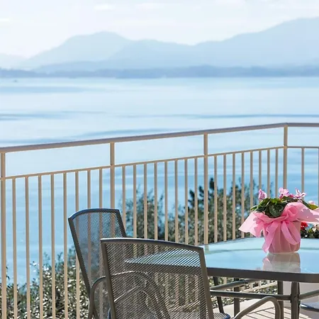 Luna Corfu * Ниссаки